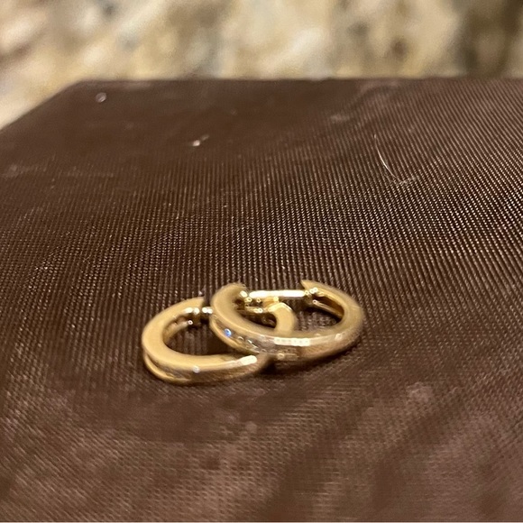 Sydney Evans Diamond 14k Yellow gold Diamond Huggies hoops $1320 - Picture 3 of 6